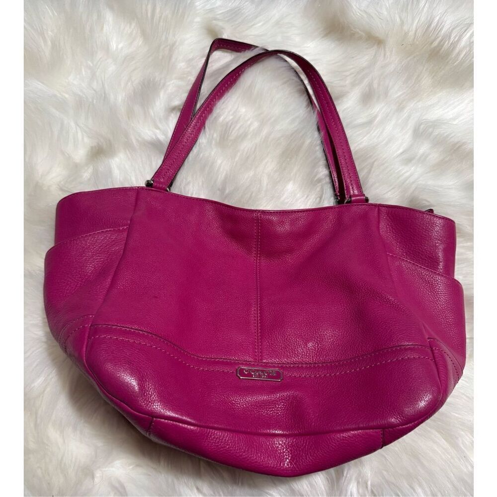 Coach Carrie Tote pink leather shoulder bag side pockets
